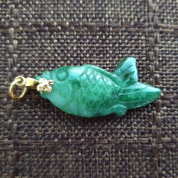 Beautiful Vintage Hand Carved Double Sides Genuine Green Jade Koi Fish Pendant - Picture 3 of 13